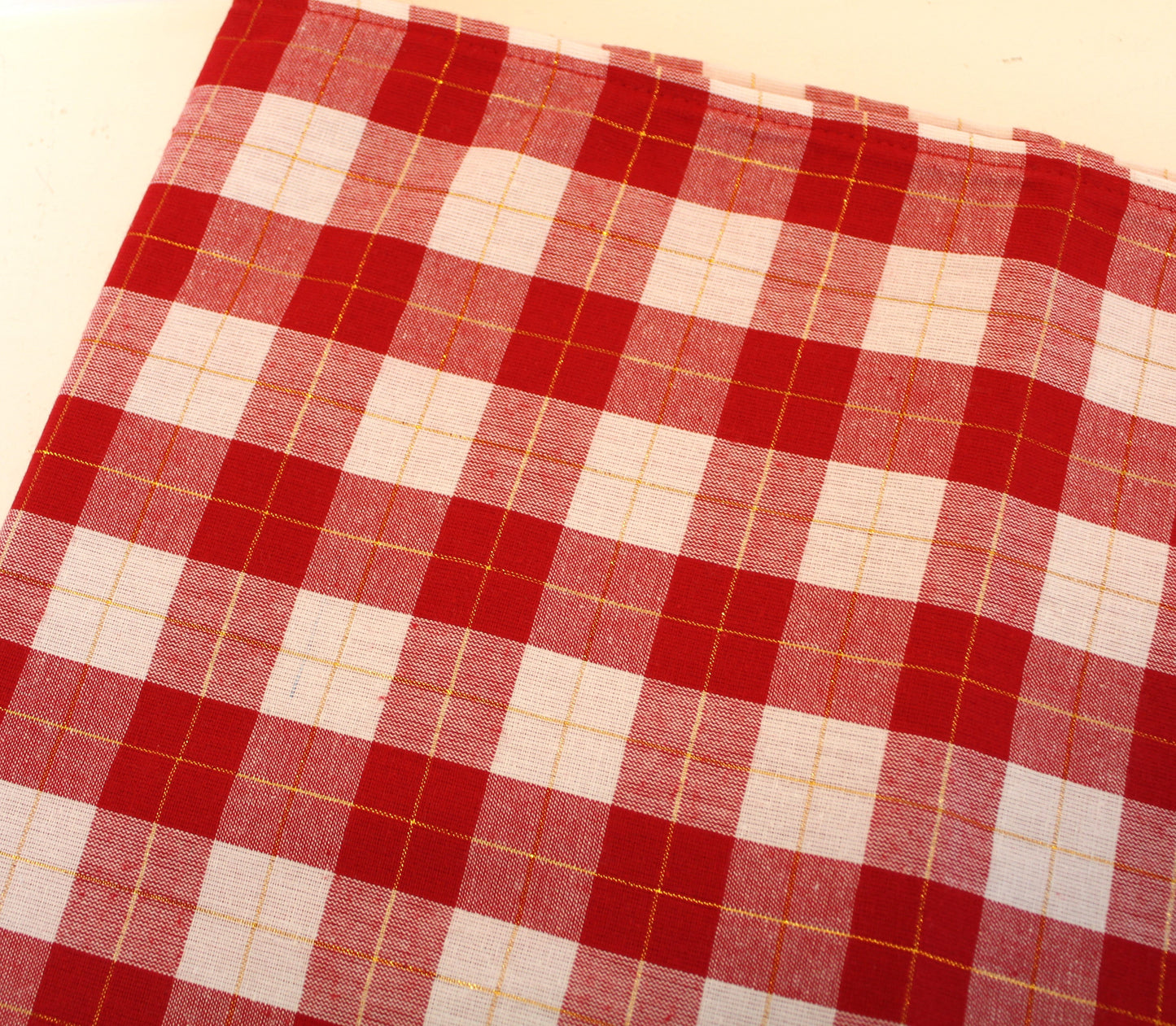 Red Christmas - Christmas Table Runner
