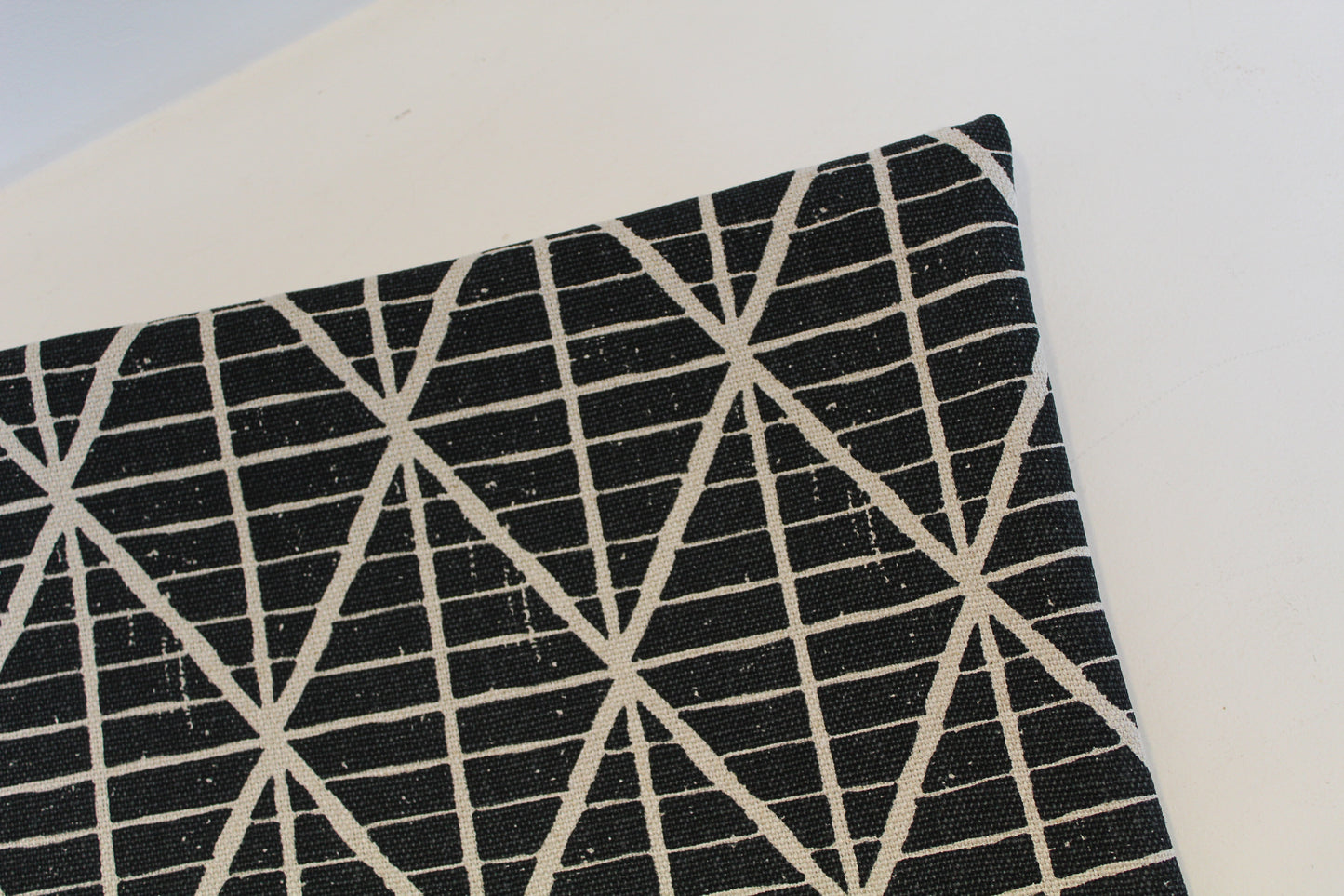 Natural & Black Diamonds - Cushion cover - 45cm x 45cm