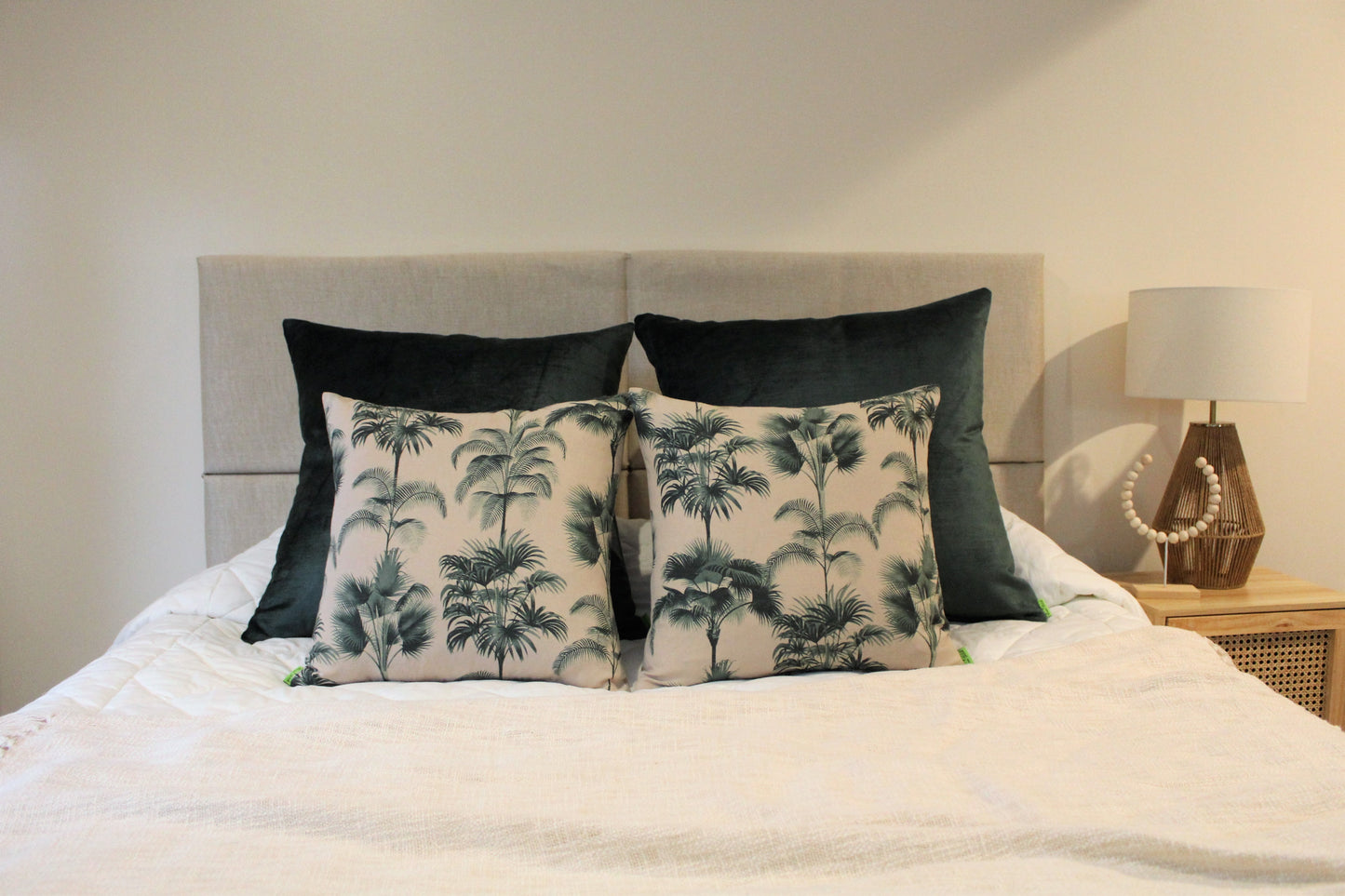 Tropical beige - Cushion Bed Set