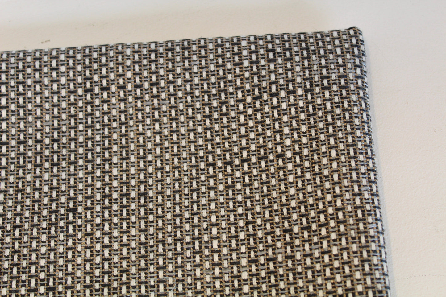 Black & Gold Royal - Cushion Cover - 45cm x 45cm