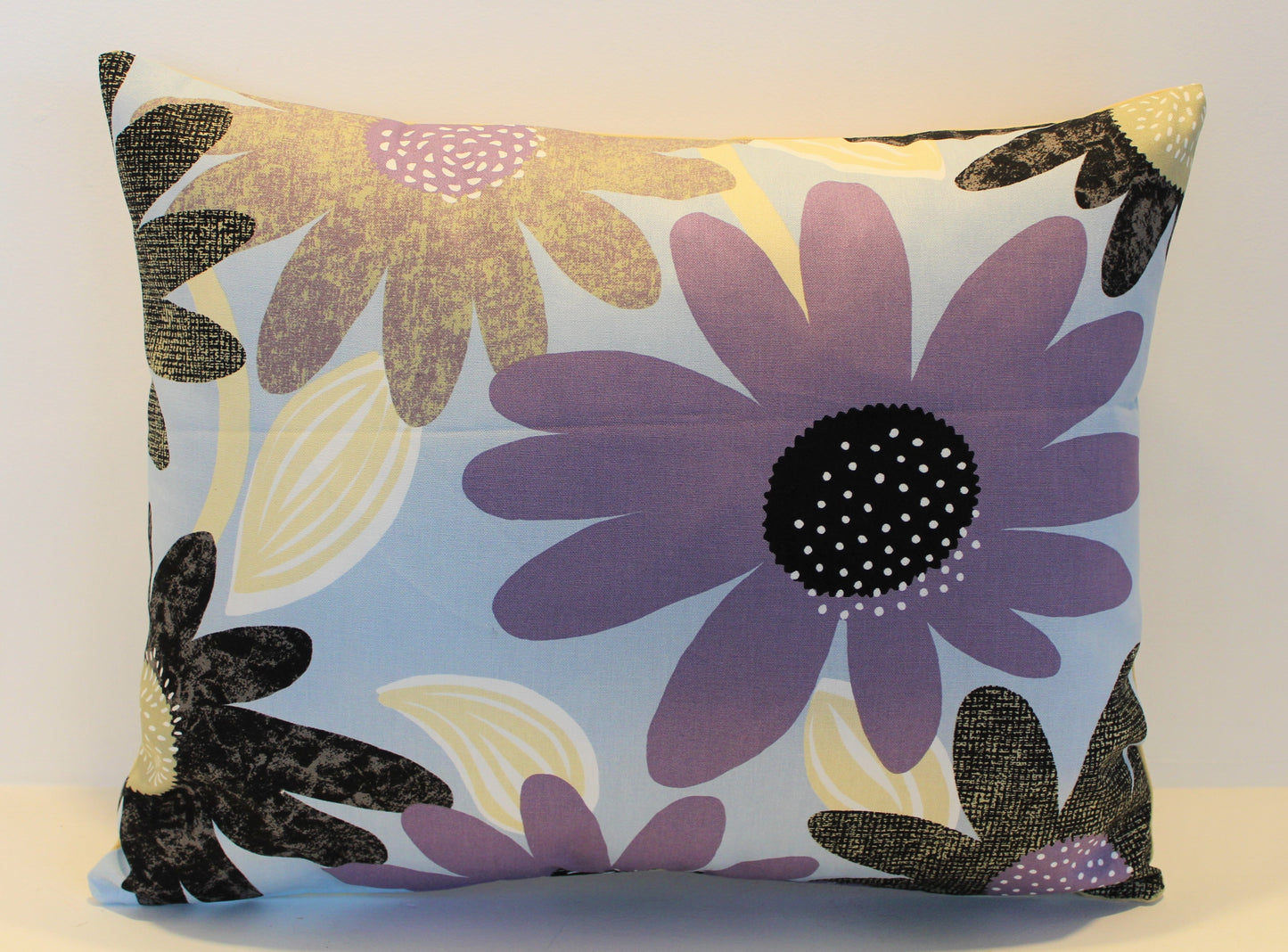 Anemone Flower - Cushion cover - 53cm x 43cm