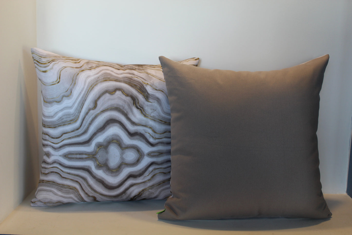 Gold Wave - Cushion Cover - 50cm x 50cm