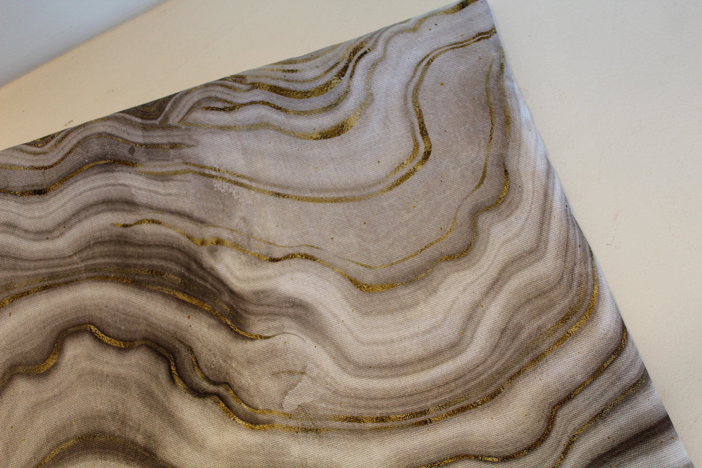 Gold Wave - Cushion Cover - 50cm x 50cm