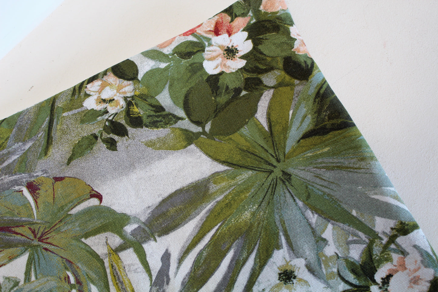 Gardenia Forest - Cushion cover - 45cm x 45cm