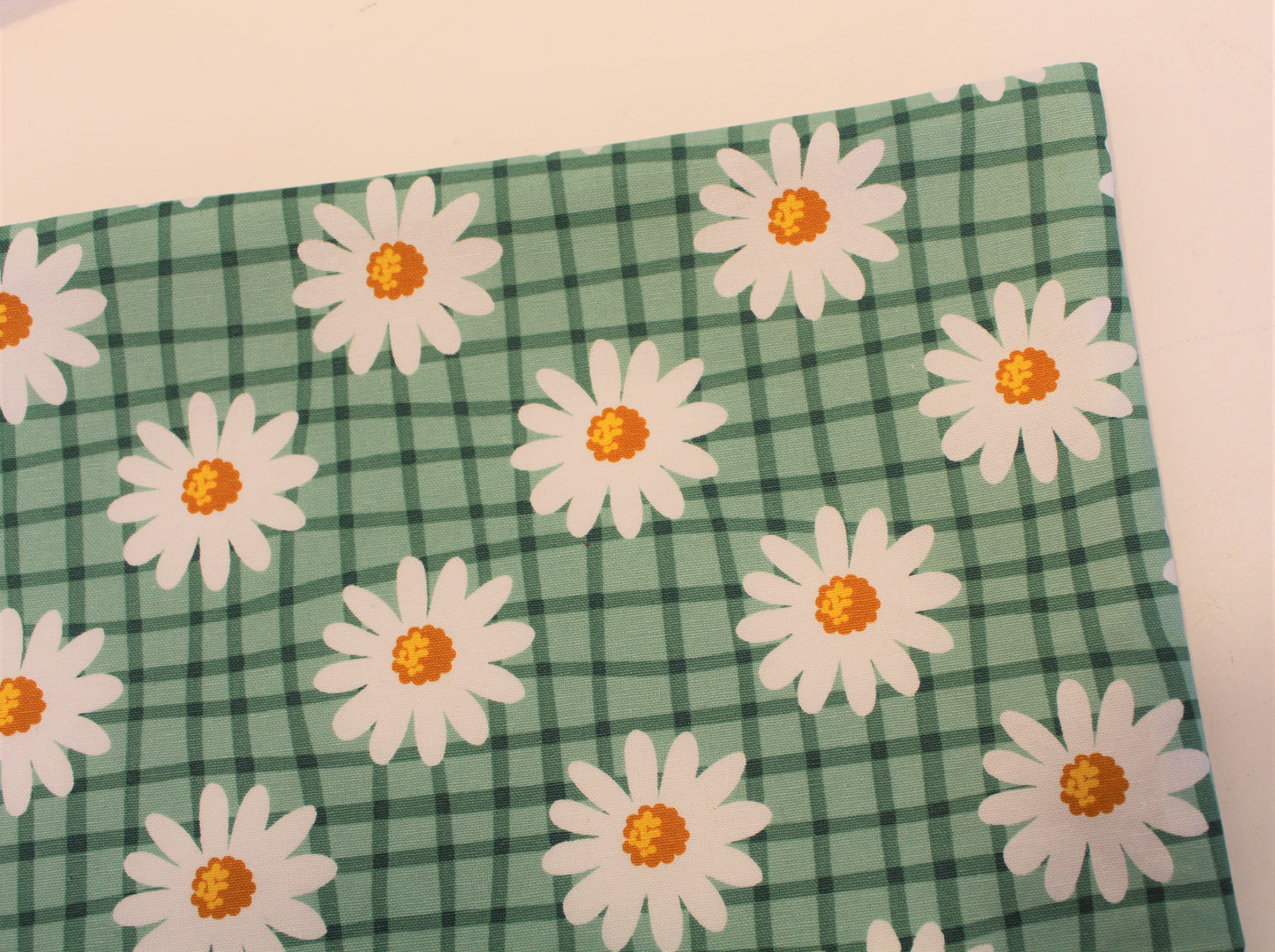 Green Daisy Check - Cushion Cover - 50cm x 50cm