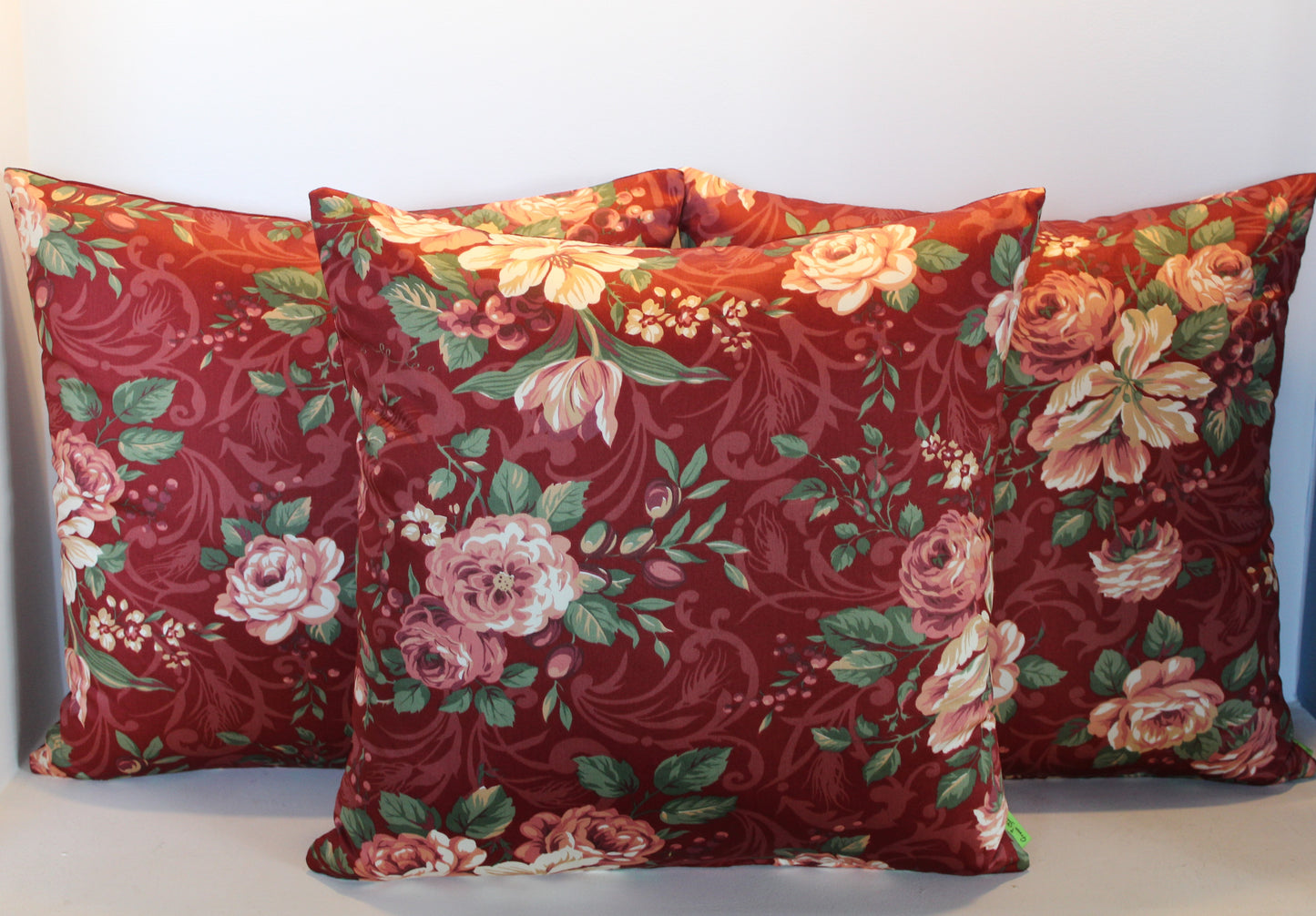 Rosso Corsa Roses - Cushion cover - 50cm x 50cm