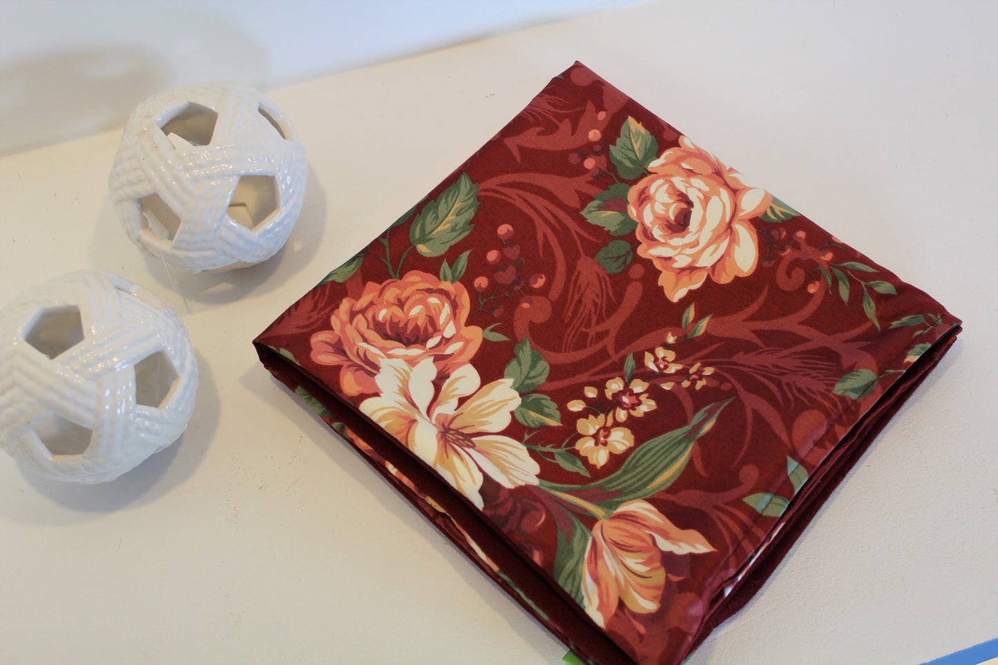 Rosso Corsa Roses - Cushion cover - 50cm x 50cm
