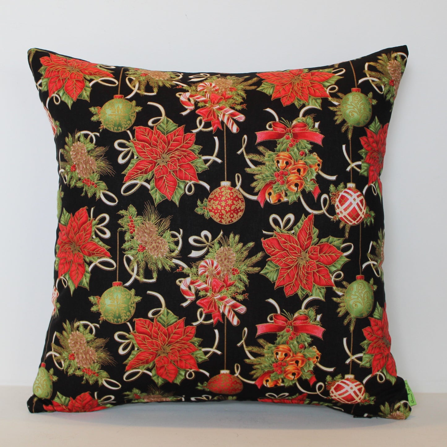 Poinsettia Christmas - Cushion Covers - 44cm x 44cm