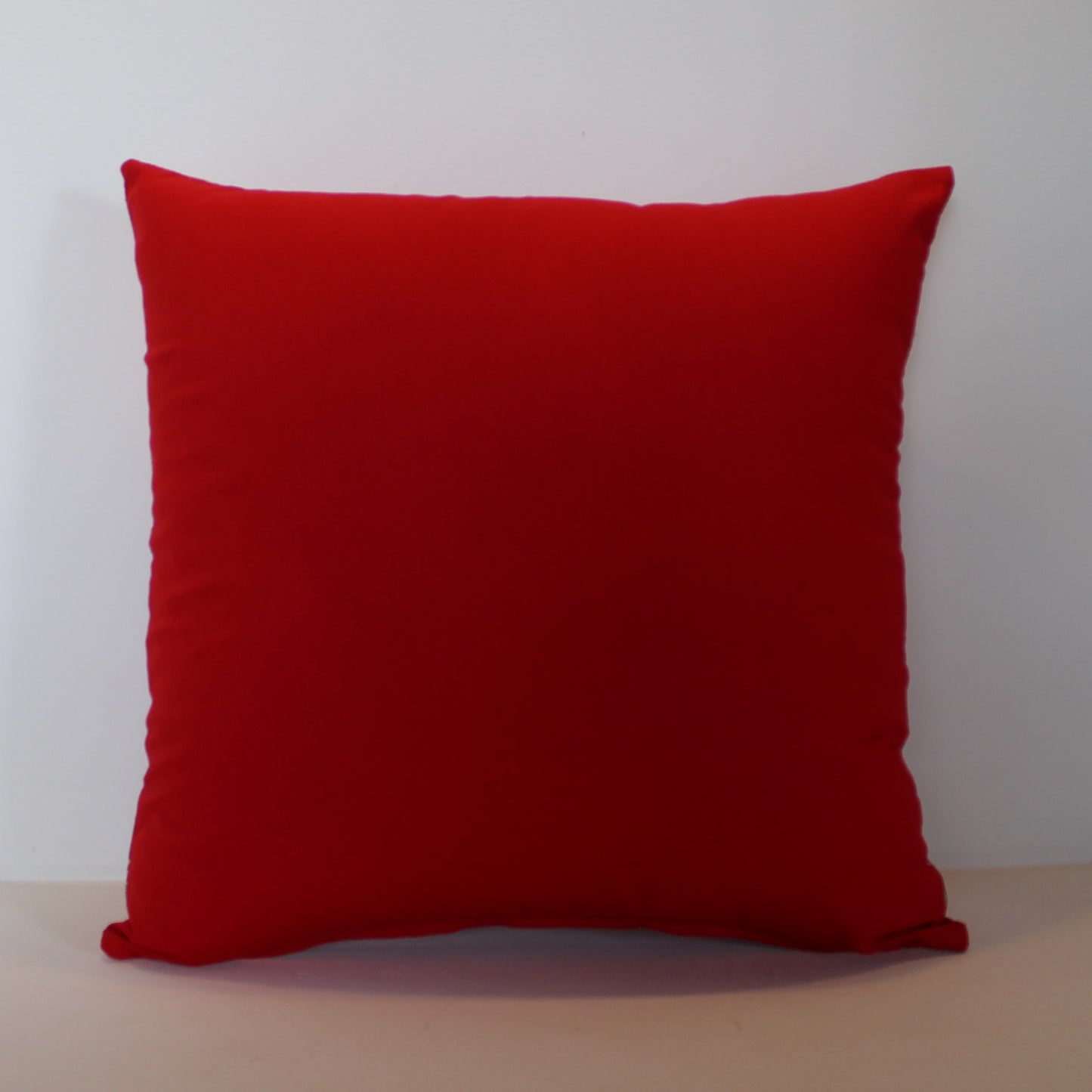 Red Christmas Trees & Reindeers - Cushion cover - 40cm x 40cm