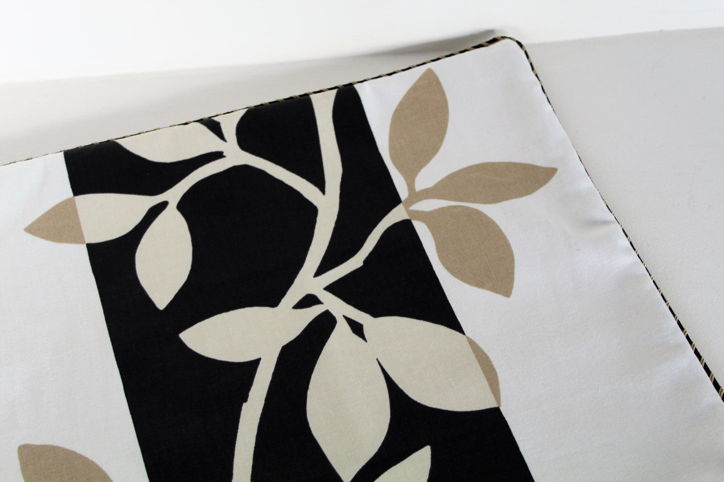 Simple Elegant - Cushion Cover - 44cm x 43cm