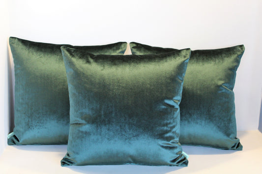 Emerald Luxury velvet - Cushion Cover - 45cm x 45cm