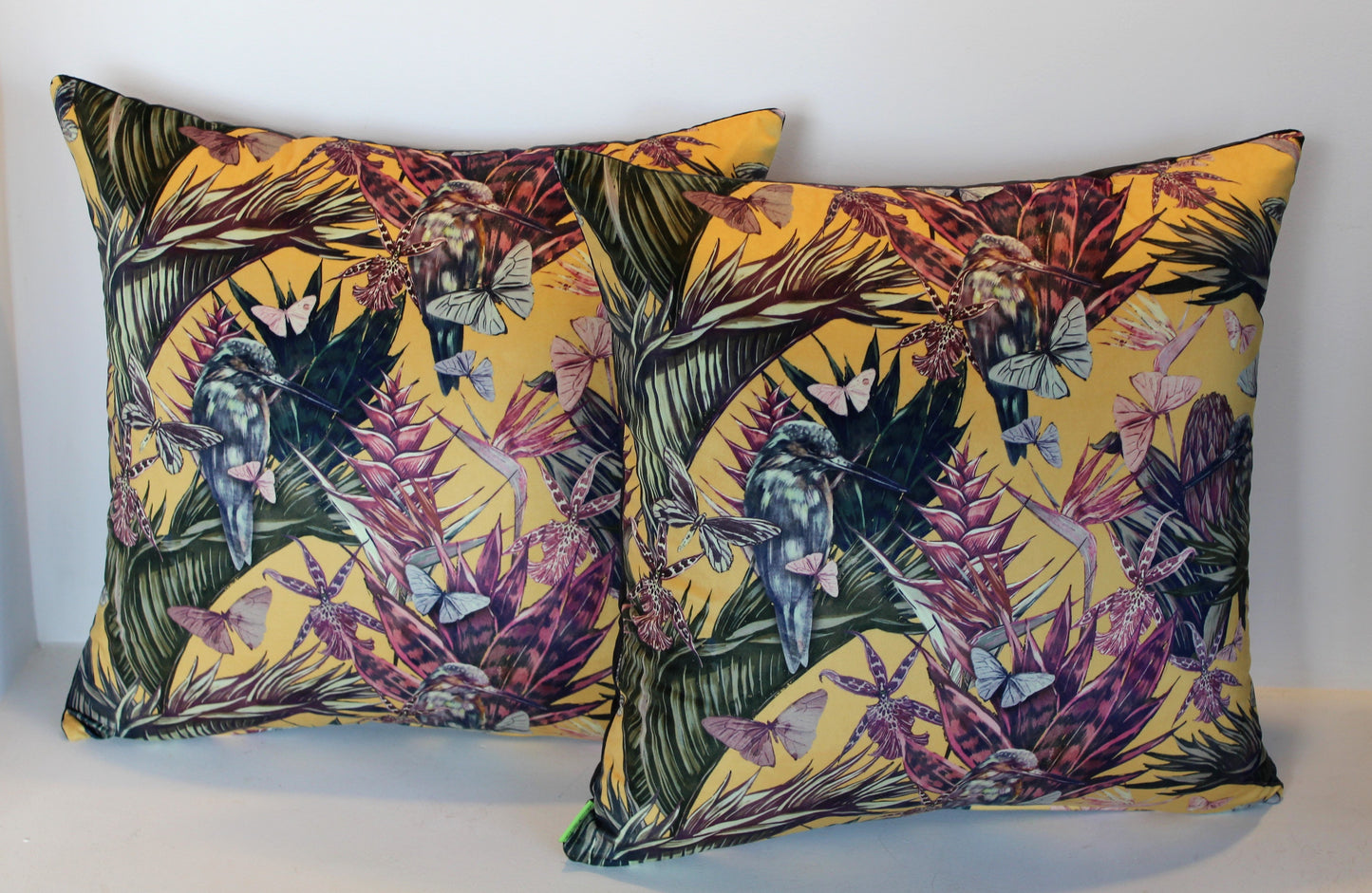 Sunset humming birds - Cushion Cover - 47cm x 47cm