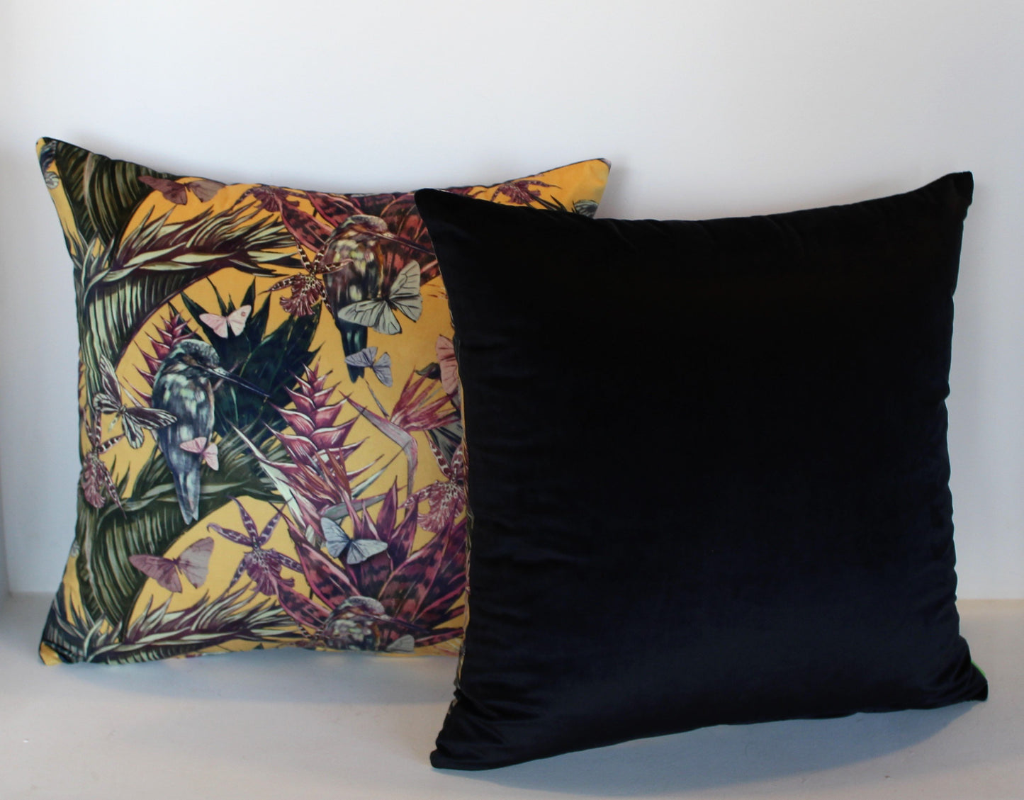 Sunset humming birds - Cushion Cover - 47cm x 47cm