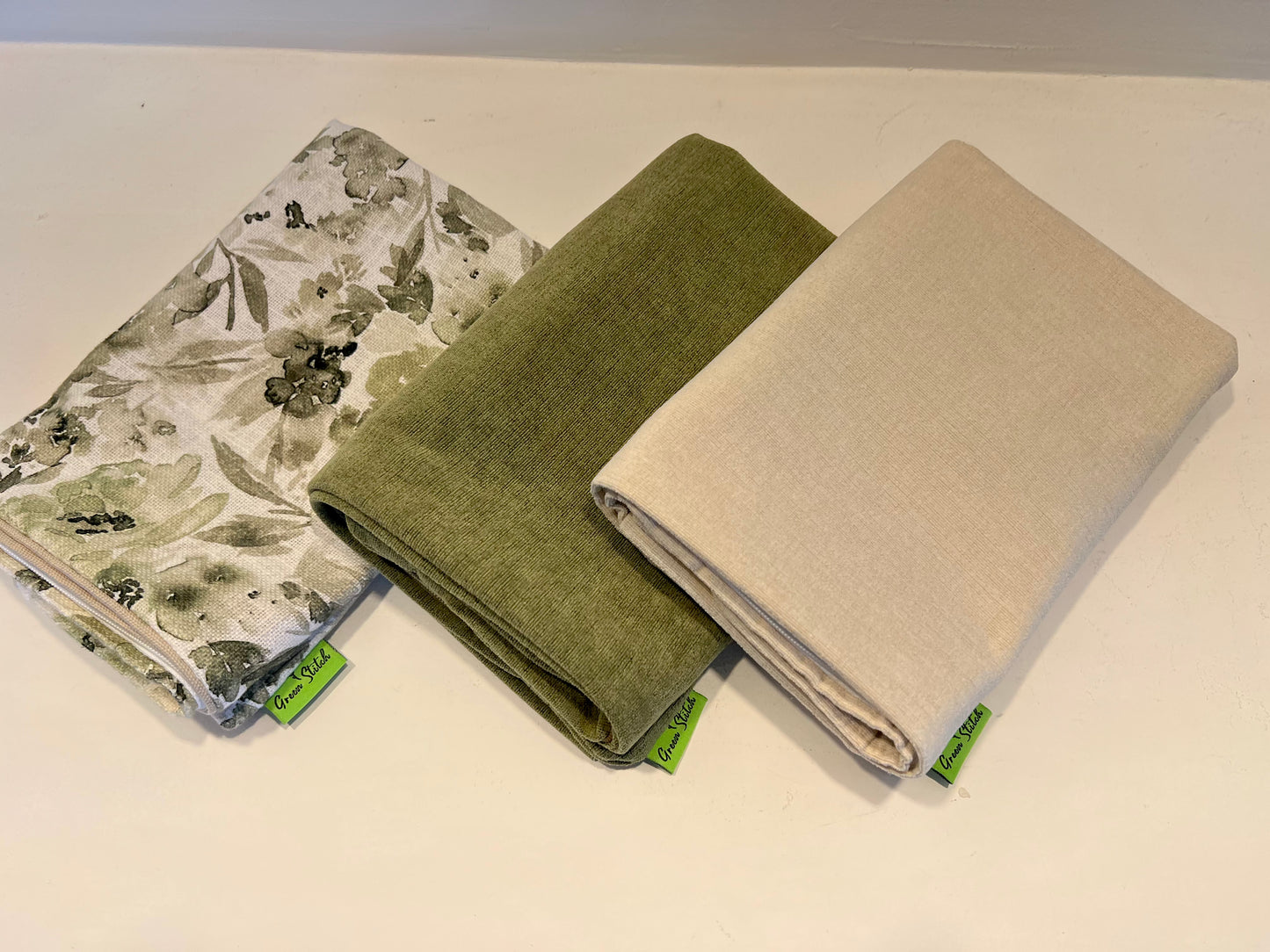 Green Flower Field Set - Cushion Cover Set
