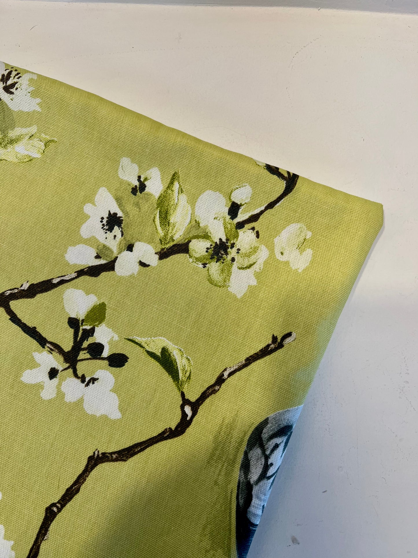 Plum Blossom lime - Cushion Cover - 45cm x 45cm